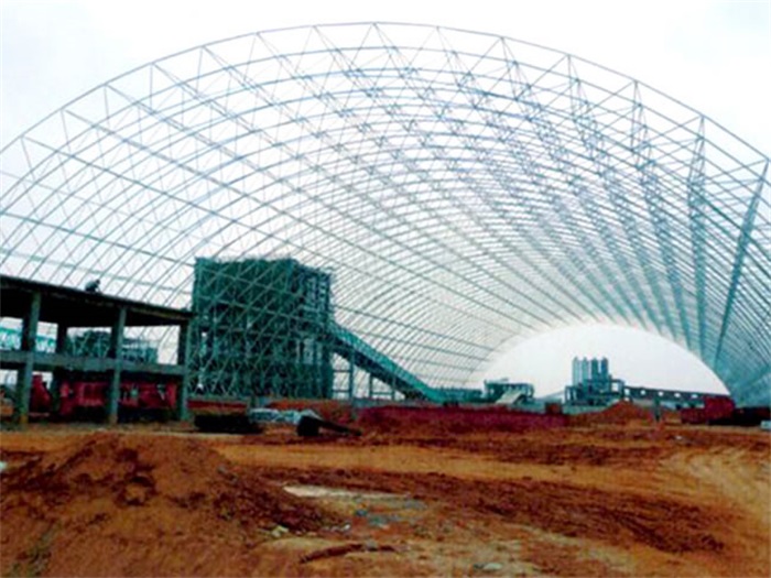 扬州广西白色电厂干煤棚网架加工